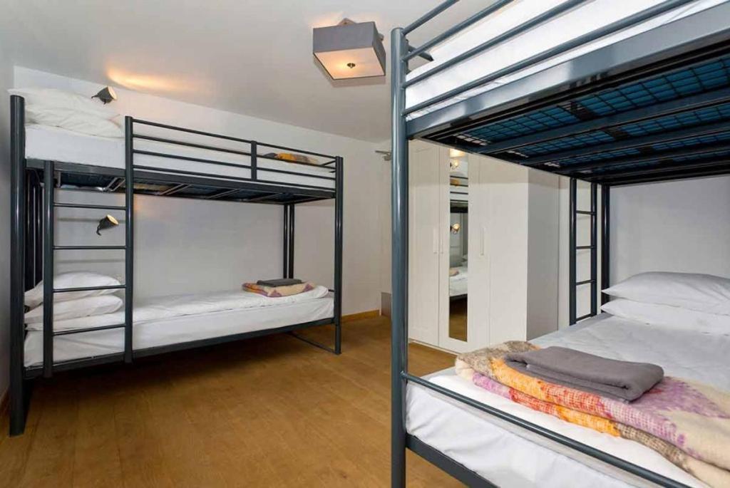 Bell House Hostel Londyn Zewnętrze zdjęcie